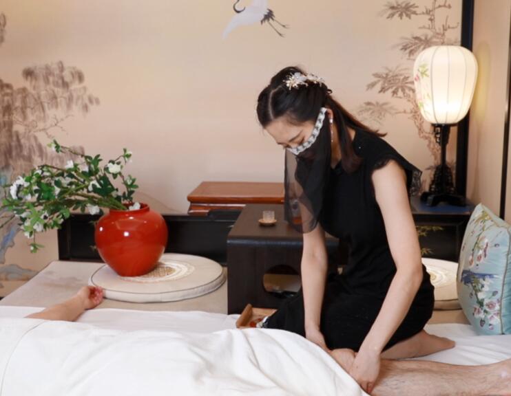 重慶足療會所的技師服務好推薦御金足浴